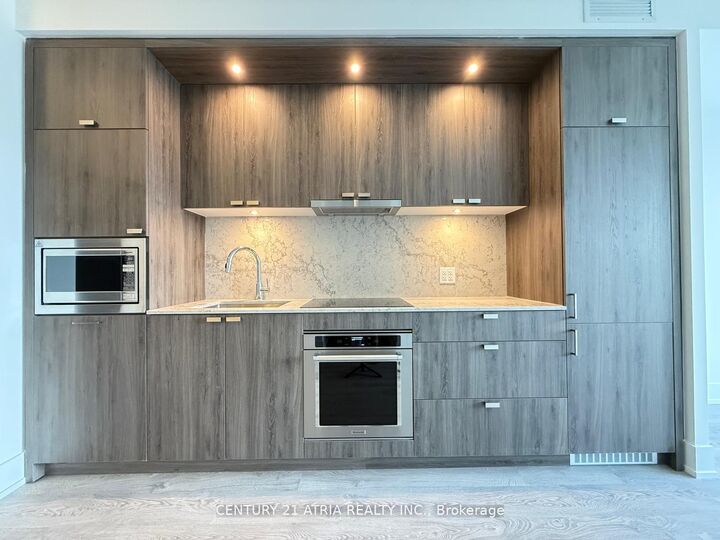 Photo de la propriété:  259 The Kingsway N/A 313  ON M9A 3T6 