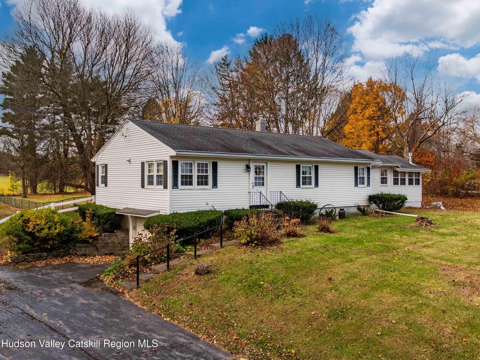 Property Photo:  252 Route 199  NY 12571 