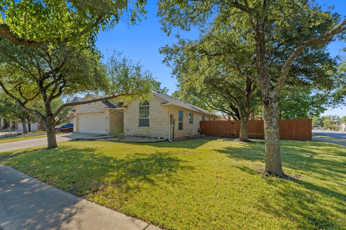 Property Photo:  2013 Rodeo Drive  TX 78727 