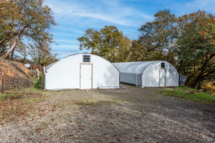 Property Photo:  3011 County Rd 110  CA 95449 