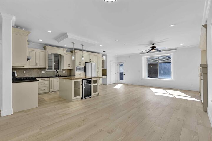 Property Photo:  14636 36A Avenue  BC V4P 0E3 