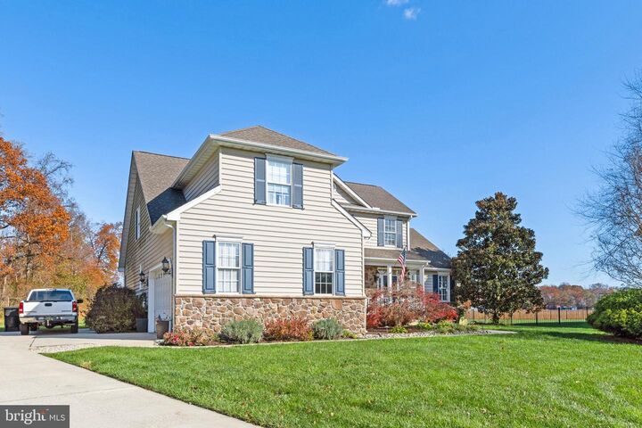 Property Photo: 274 Stonewater Way DE 19904