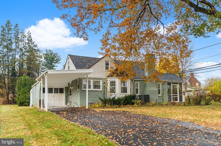 Property Photo:  817 Beach Street  PA 19605 