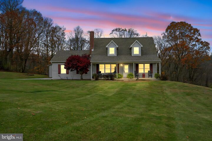 Property Photo: 20 High View Lane PA 19539