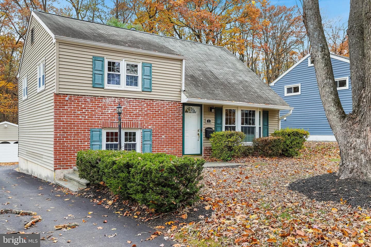 Property Photo: 32 Greentree Lane PA 19355