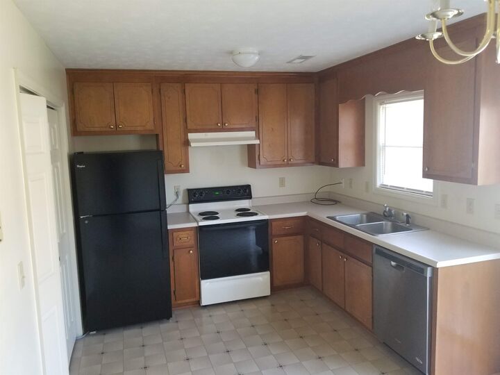 Property Photo: 1460 Market St W VA 22802