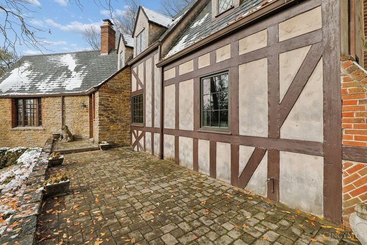 Property Photo:  3736 Dogwood Lane  OH 45213 