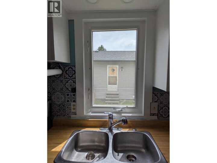 Property Photo: 720 Commonwealth Road 90 BC V4V 1G7