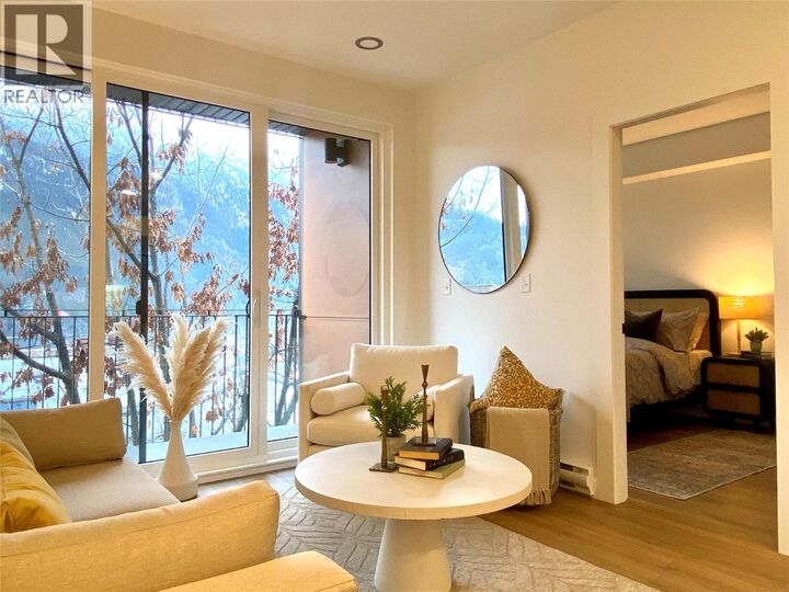 514 Victoria Street 404 — photo 1