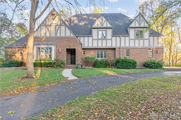 1160 Premwood Drive  Troy OH 45373 photo