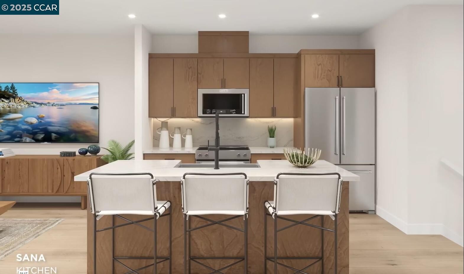 Property Photo: 658 S Main Street CA 95035