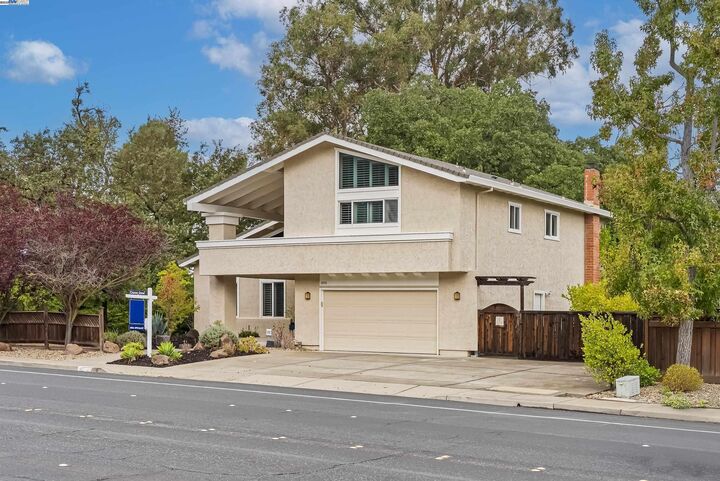 Property Photo: 1890 Morello Ave CA 94523