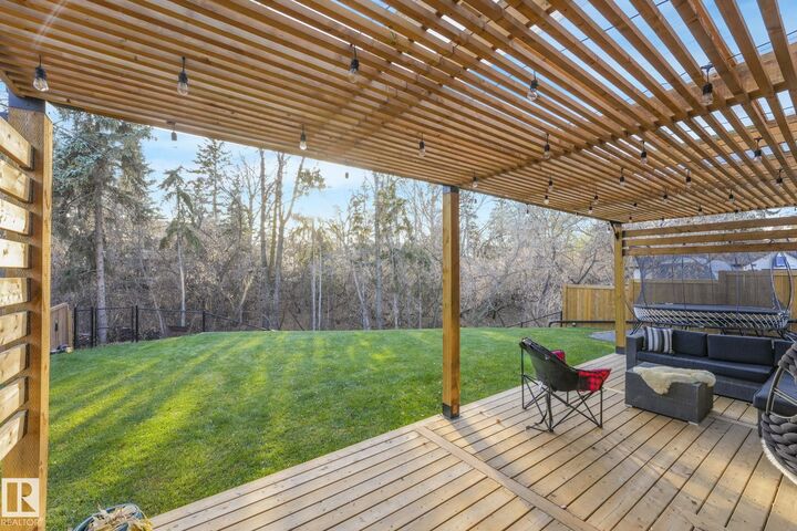 Property Photo:  14623 Mackenzie Drive NW  AB T6R 5W3 