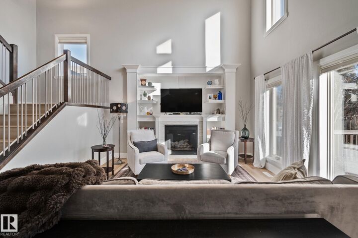 Property Photo:  5911 53 Avenue  AB T4X 0B1 