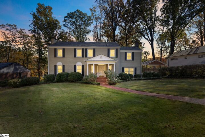 Property Photo: 122 Lakecrest Drive SC 29609