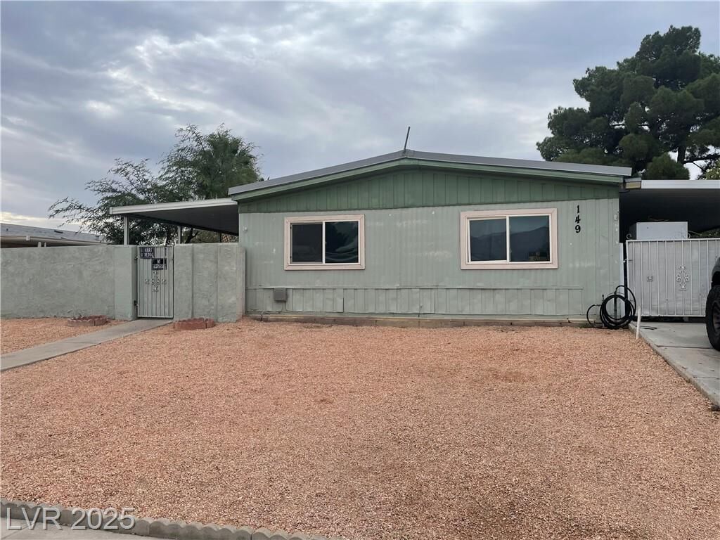 Property Photo:  149 Sir Thomas Drive  NV 89110 