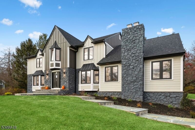 Property Photo:  183 Lake Rd  NJ 07960 