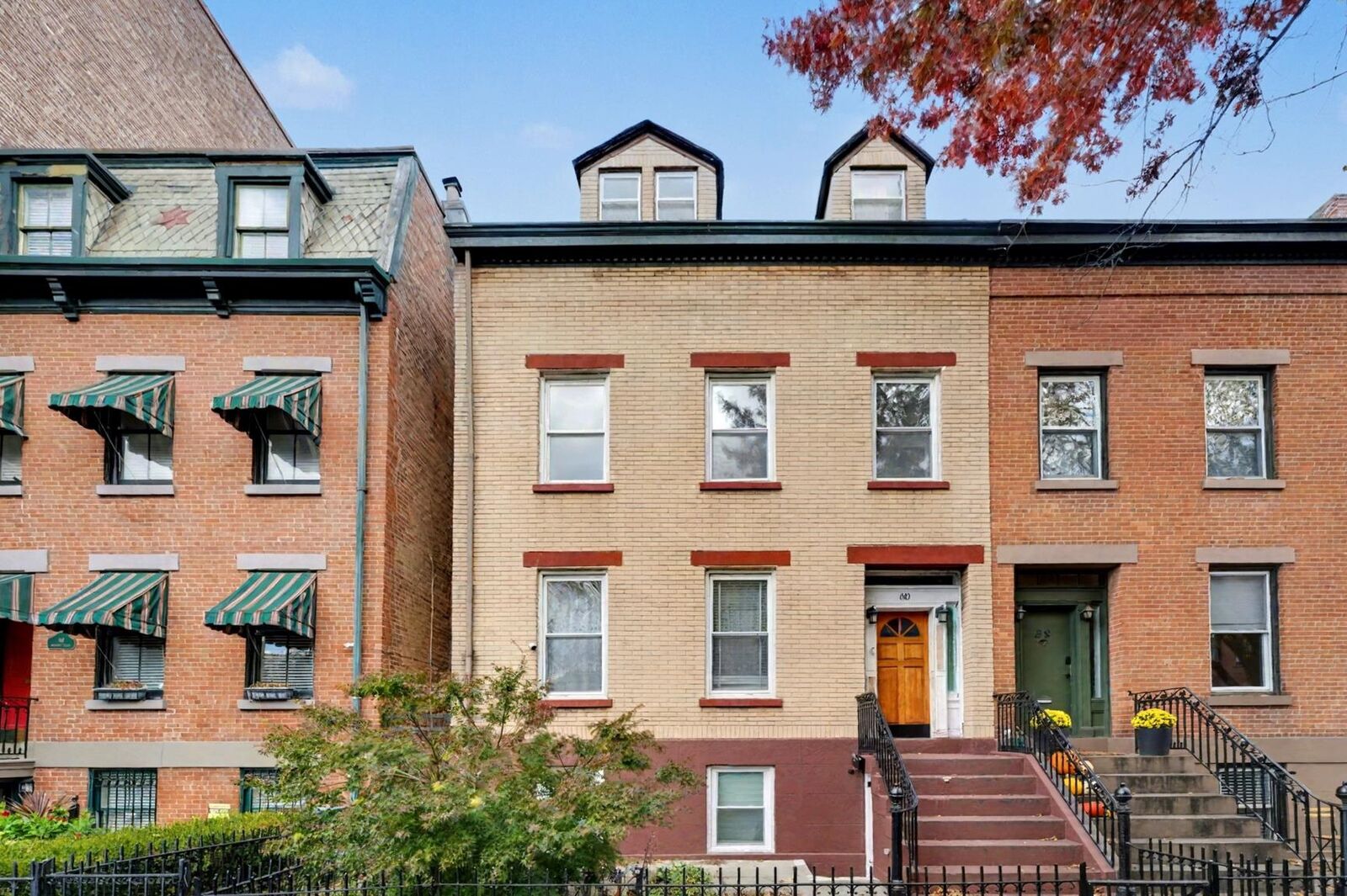 Property Photo:  60 Mercer St  NJ 07302 