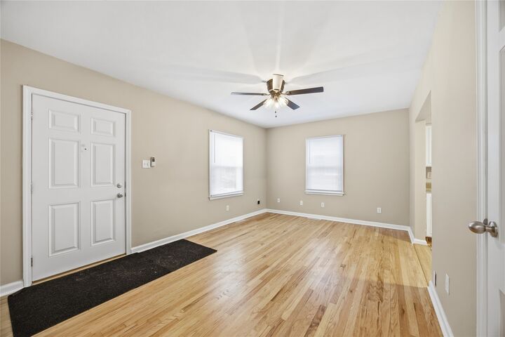 Property Photo:  3711 37th Street  IA 50310 