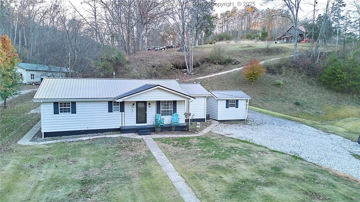 Property Photo: 2049 Buff Creek Road WV 25526