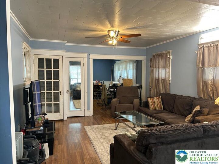 Property Photo:  2342 Forest Street  PA 18042 