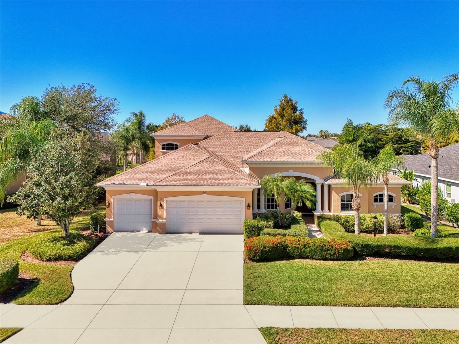 Property Photo: 6610 Coopers Hawk Court FL 34202
