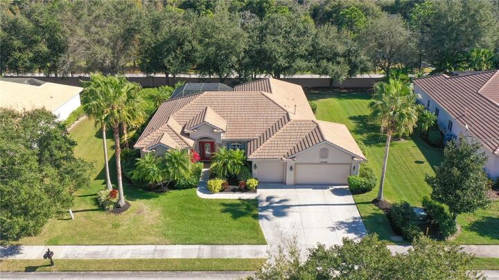 Property Photo:  13046 Peregrin Circle  FL 34212 