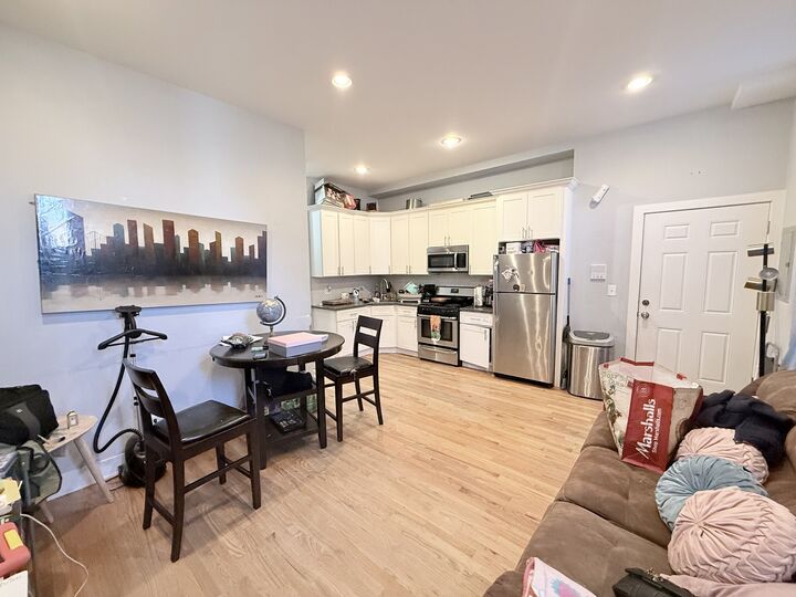 Property Photo:  2815 W 25th Street  IL 60623 