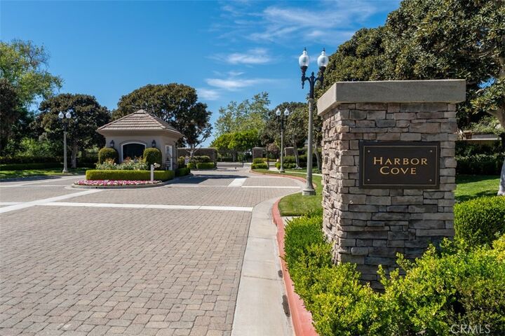 Property Photo:  1432 Sea Ridge  CA 92660 