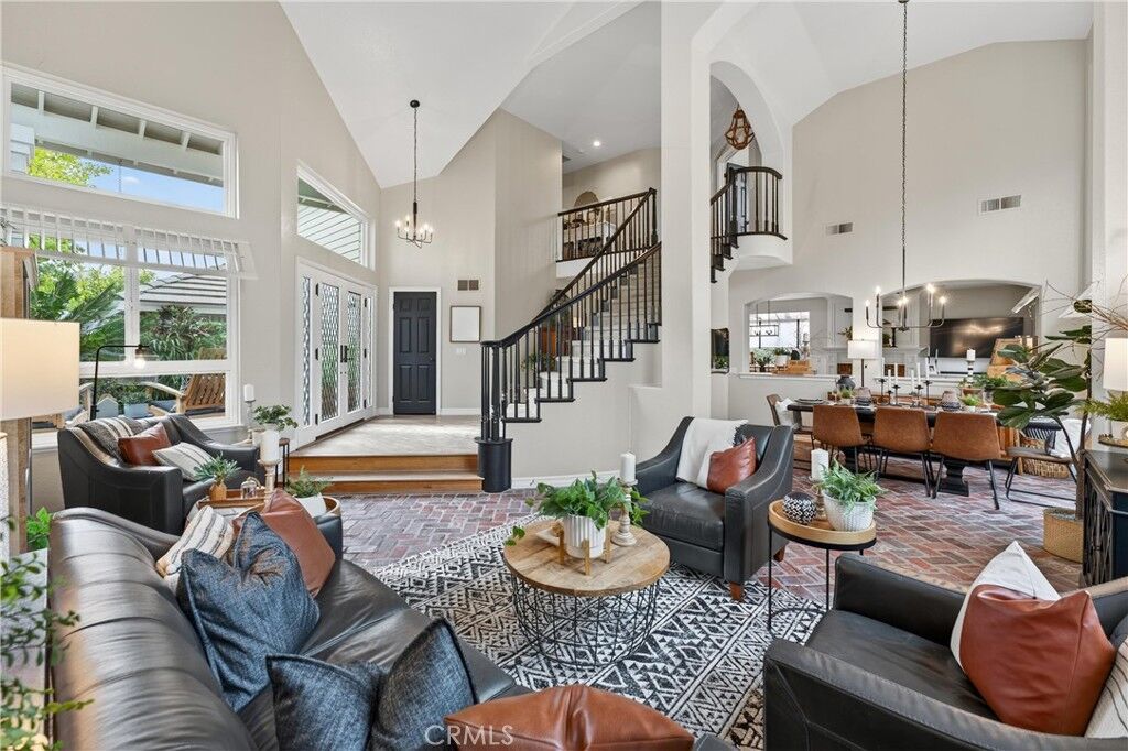 Property Photo: 21352 Silvertree Lane CA 92679