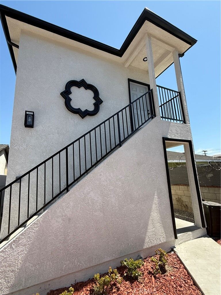 Property Photo: 8624 Graham Avenue CA 90002