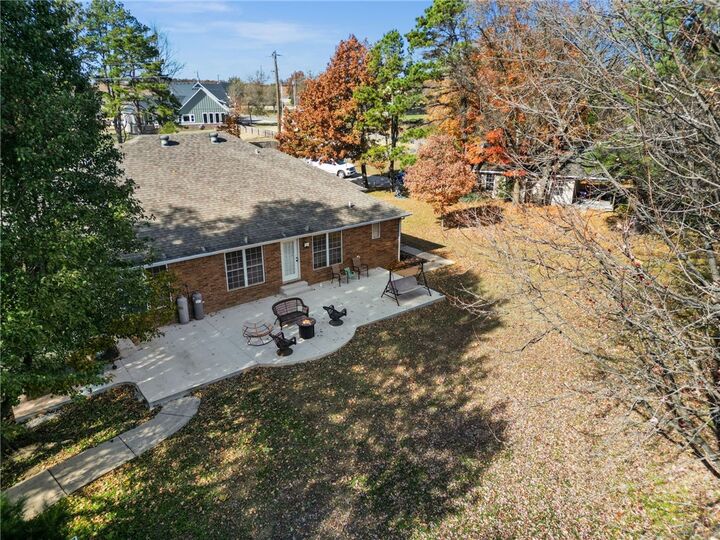 Property Photo: 32 Cannich Drive AR 72715