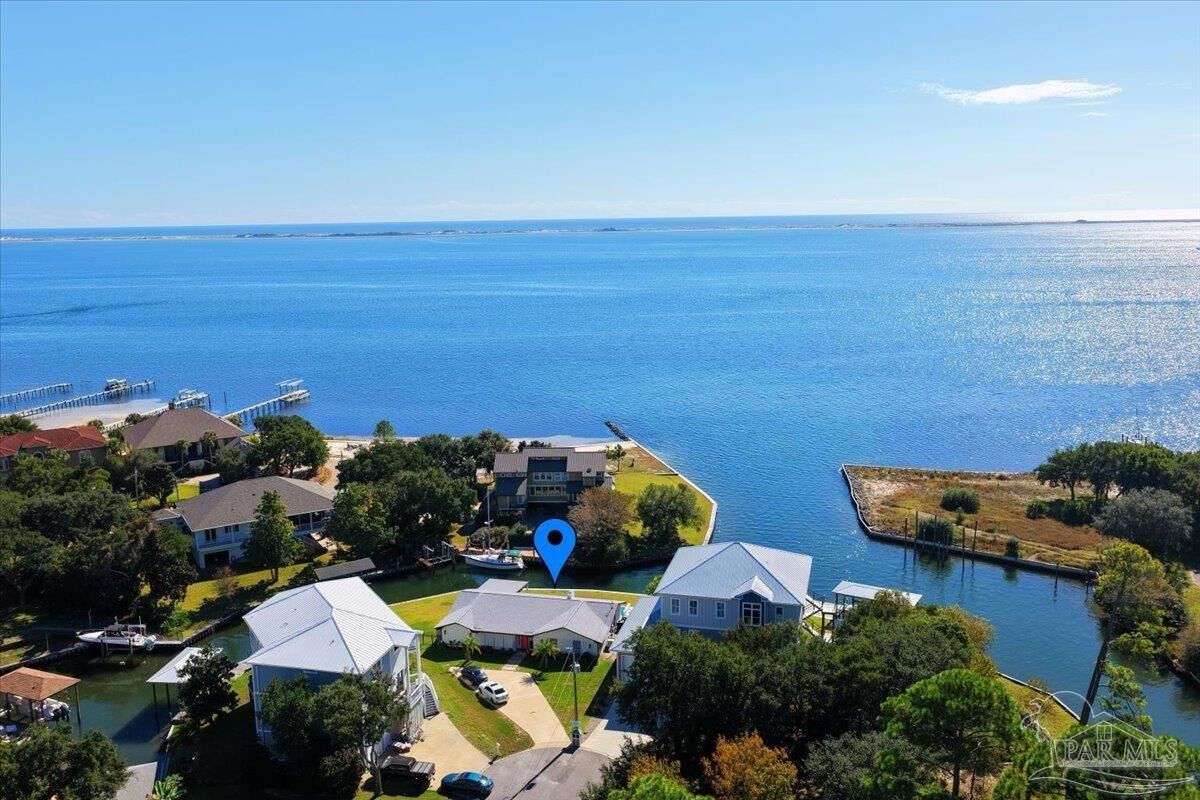 Property Photo:  1294 Soundside Landing Ct  FL 32563 