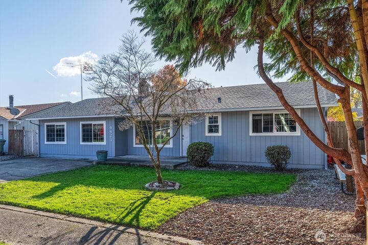 Property Photo:  4421  Olympia Way  WA 98632 