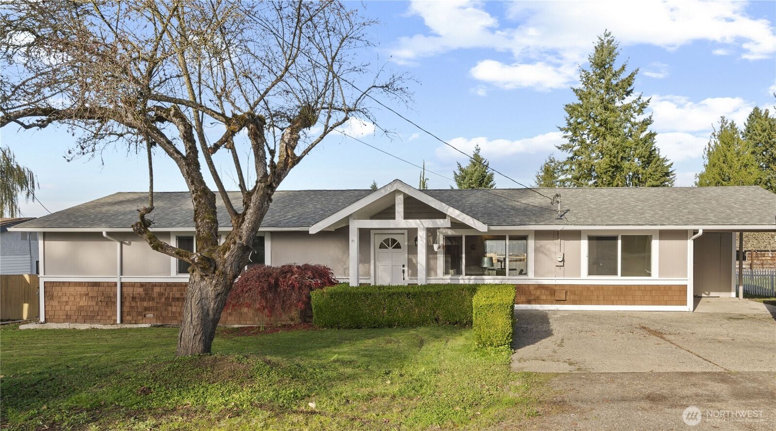 Property Photo: 26908 NE Stewart Street WA 98019