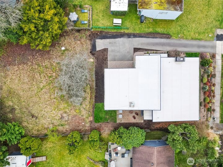 Property Photo: 1710 1st Street WA 98033