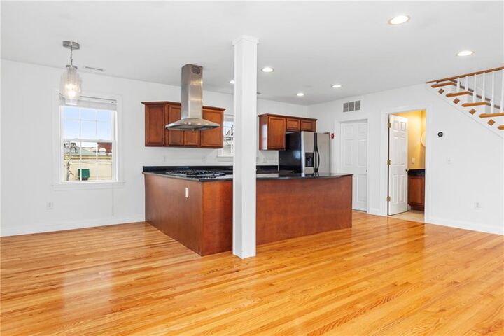 Property Photo:  58 Sutton Street 6  RI 02903 