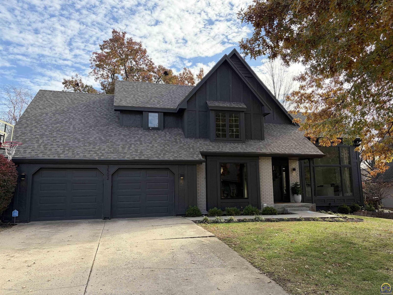 Property Photo:  3502 SW Stonybrook Dr  KS 66614 