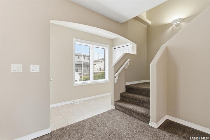 Property Photo: 814 Rutherford Way SK S7N 4X8