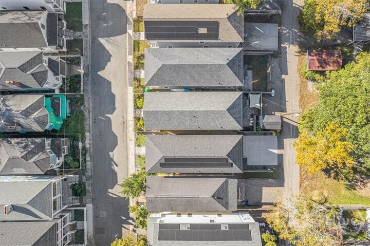 Property Photo: 506 E 34th Street GA 31401