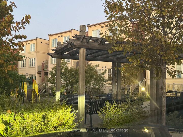 29 Island Road 15  Toronto ON M1C 2P5 photo