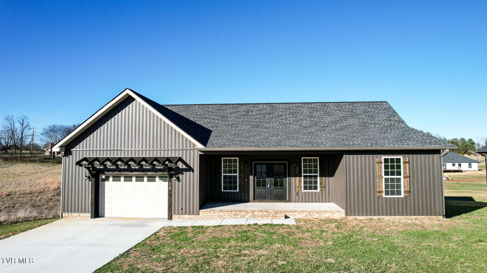 Property Photo:  210 Emperor Lane  TN 37743 