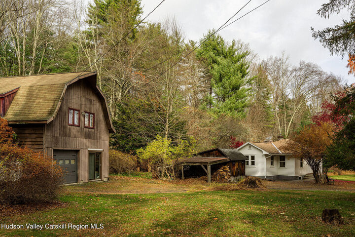 845-849 Peak  Stone Ridge NY 12484 photo