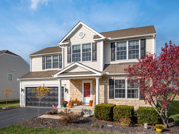 Property Photo: 756 Stallion Way OH 43040