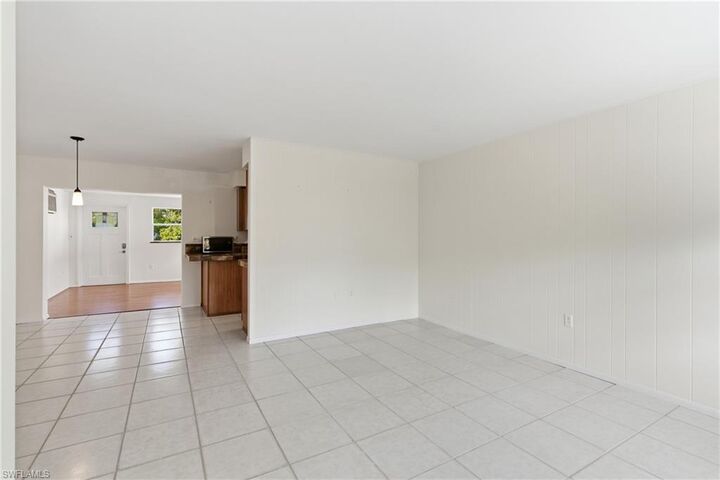 Property Photo:  1235 Rordon Ave  FL 34103 