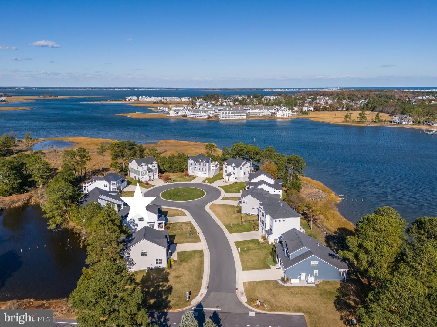 Property Photo:  31001 Waterview Ct  DE 19970 