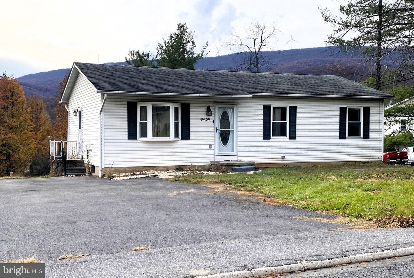 Property Photo:  14104 Louise Drive SW  MD 21502 