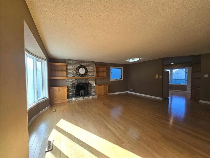 Property Photo: 137 Birchbark Bay MB R2V 4P2