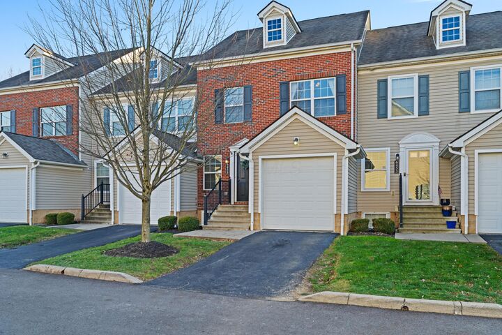 Property Photo:  6455 Walnut Fork Drive  OH 43081 