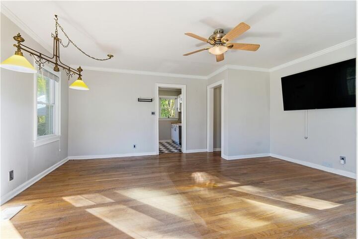 Property Photo:  142 Woodbine Circle SE  GA 30317 